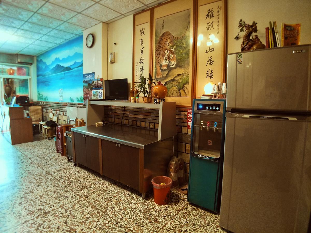 Sun Moon Lake Fisherman Homestay Yuchi Exterior foto